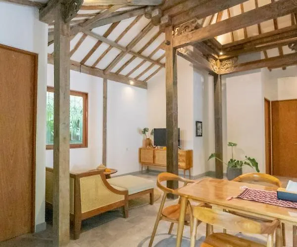 Singgah Di 1 Villa *